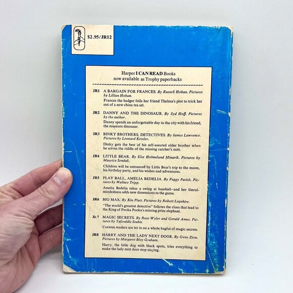 Kick Pass And Run Paperback 1978 Leonard Kessler Kids Football Book - Picture 5 of 8